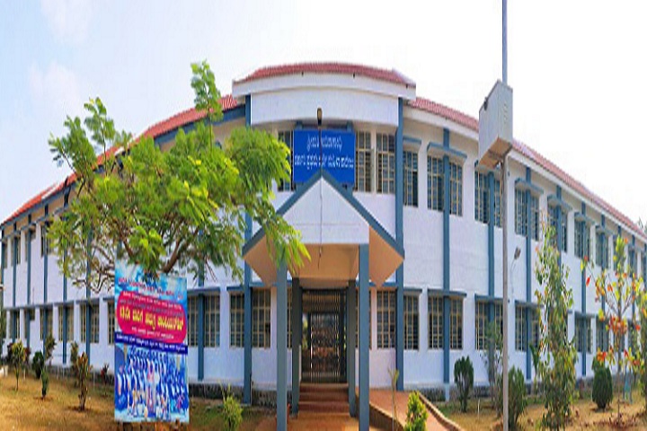 https://cache.careers360.mobi/media/colleges/social-media/media-gallery/28680/2020/2/13/Campus view of Smt Indiragandhi Government First Grade College for Women Sagar_Campus-view.jpg